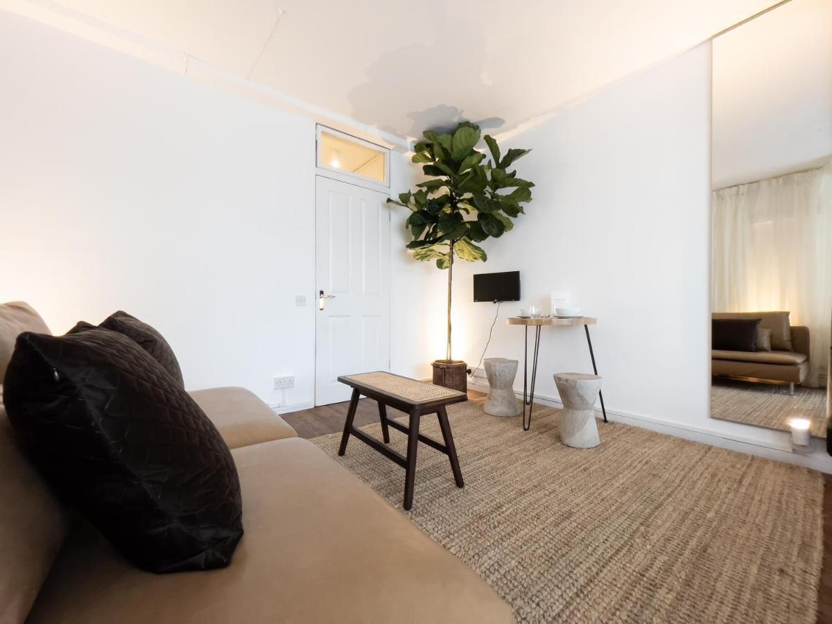 The Chamberlin, Powell & Bon, By The Design Traveller Apartment London Exterior photo